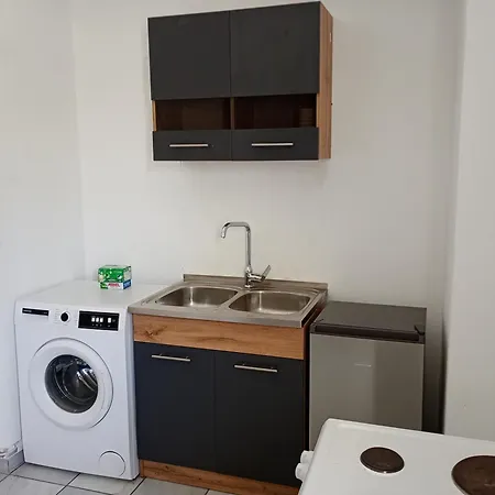 شقة فندقية Art - Double With Balcony & Kitchenette *